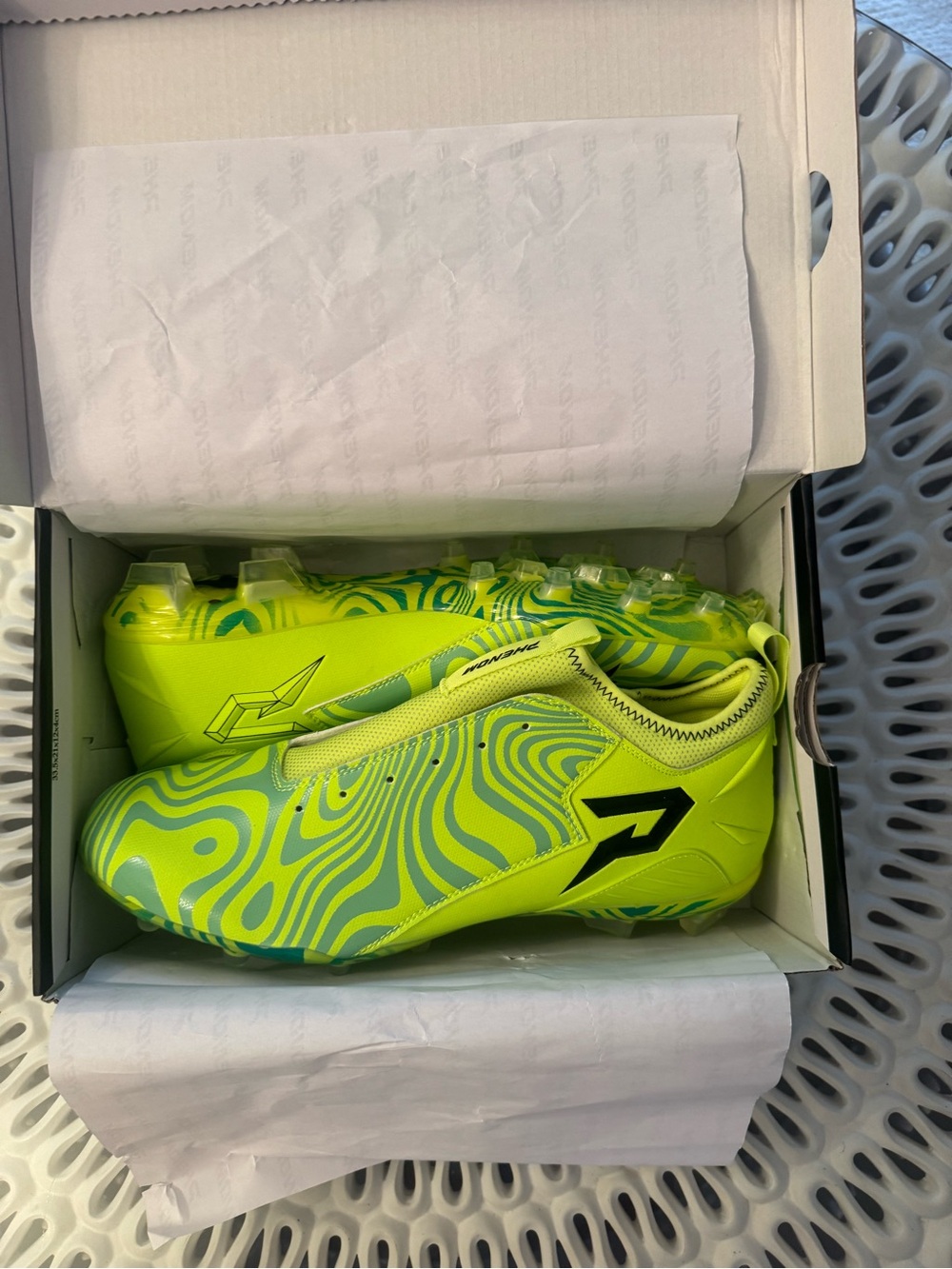 Men's NIB Neon Green Phenom Rick and Morty Athletic Football Cleats